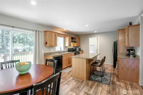 171 NE Hilltop Place Tahuya WA 98588