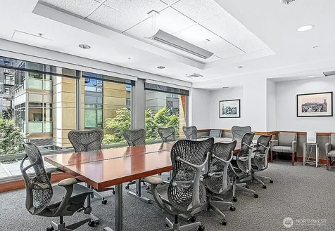 910 Lenora Street Seattle WA 98121
