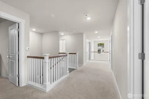 17512 Crossing Drive E Puyallup WA 98374