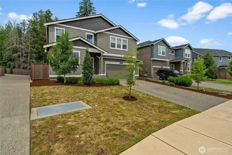 17512 Crossing Drive E Puyallup WA 98374