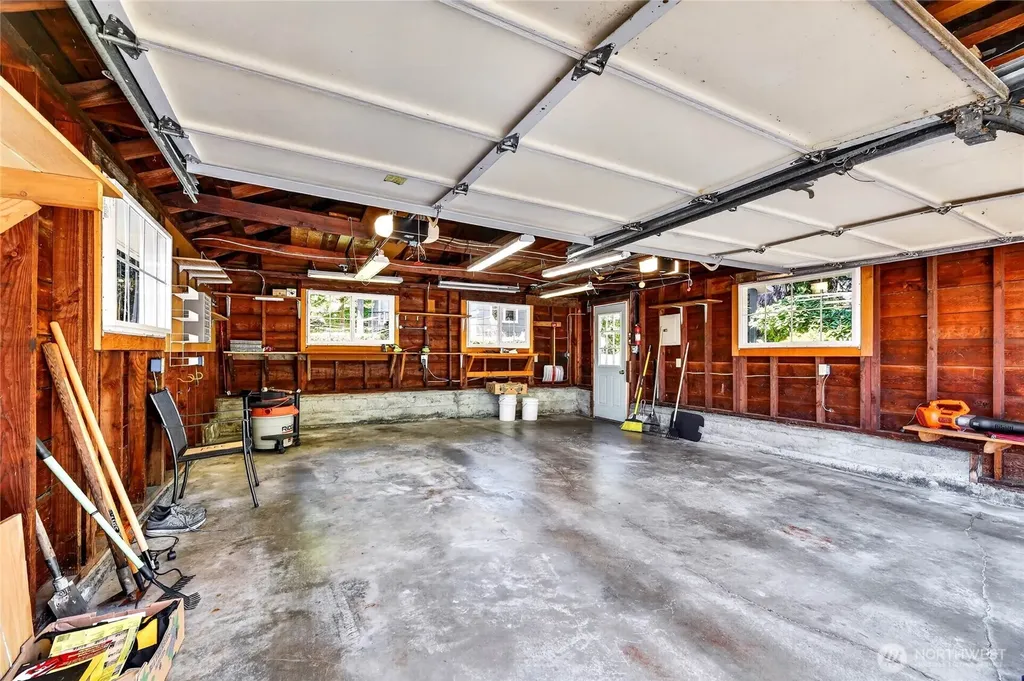 6046 50th Avenue SW Seattle WA 98136