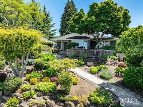 6046 50th Avenue SW Seattle WA 98136