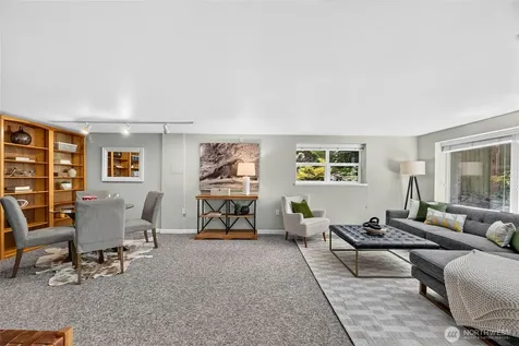 6046 50th Avenue SW Seattle WA 98136