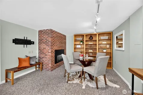 6046 50th Avenue SW Seattle WA 98136