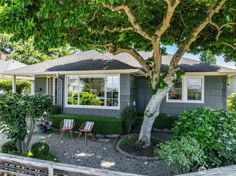 6046 50th Avenue SW Seattle WA 98136