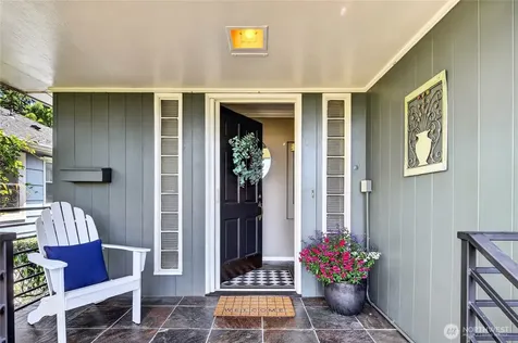 6046 50th Avenue SW Seattle WA 98136