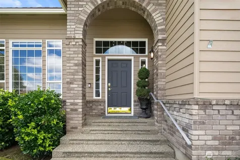 2021 Broadhurst Place Wenatchee WA 98801