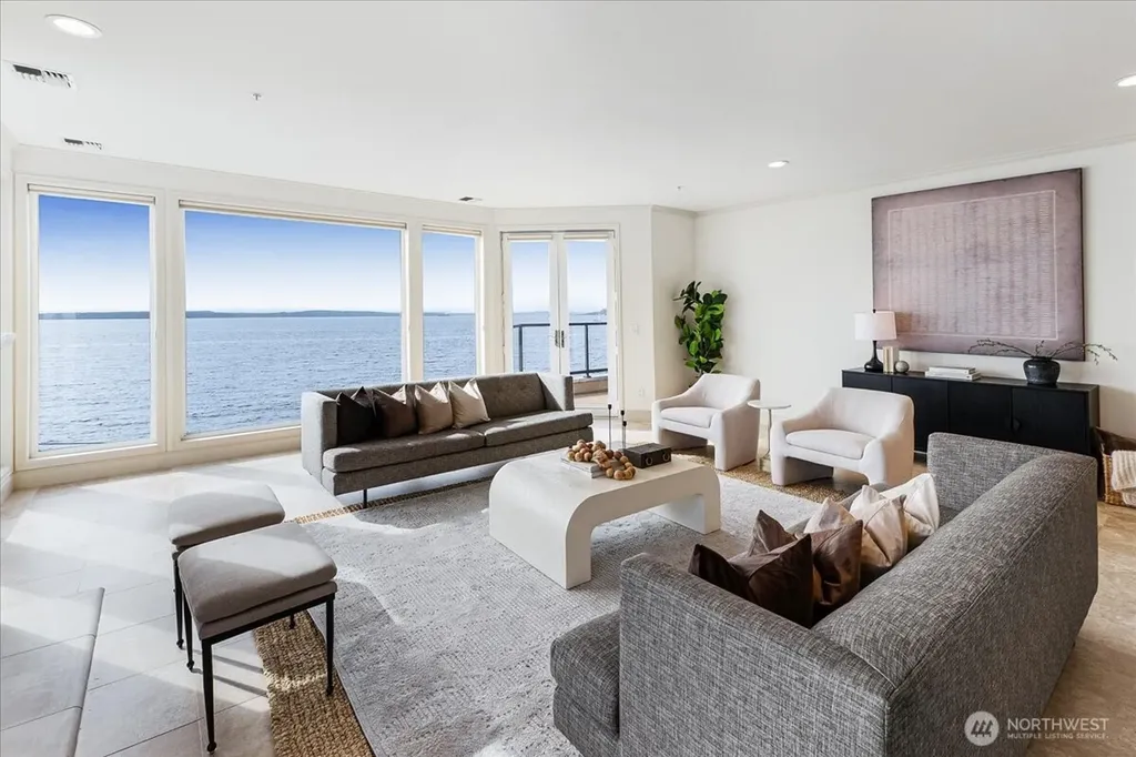 1338 Alki Avenue SW Seattle WA 98116
