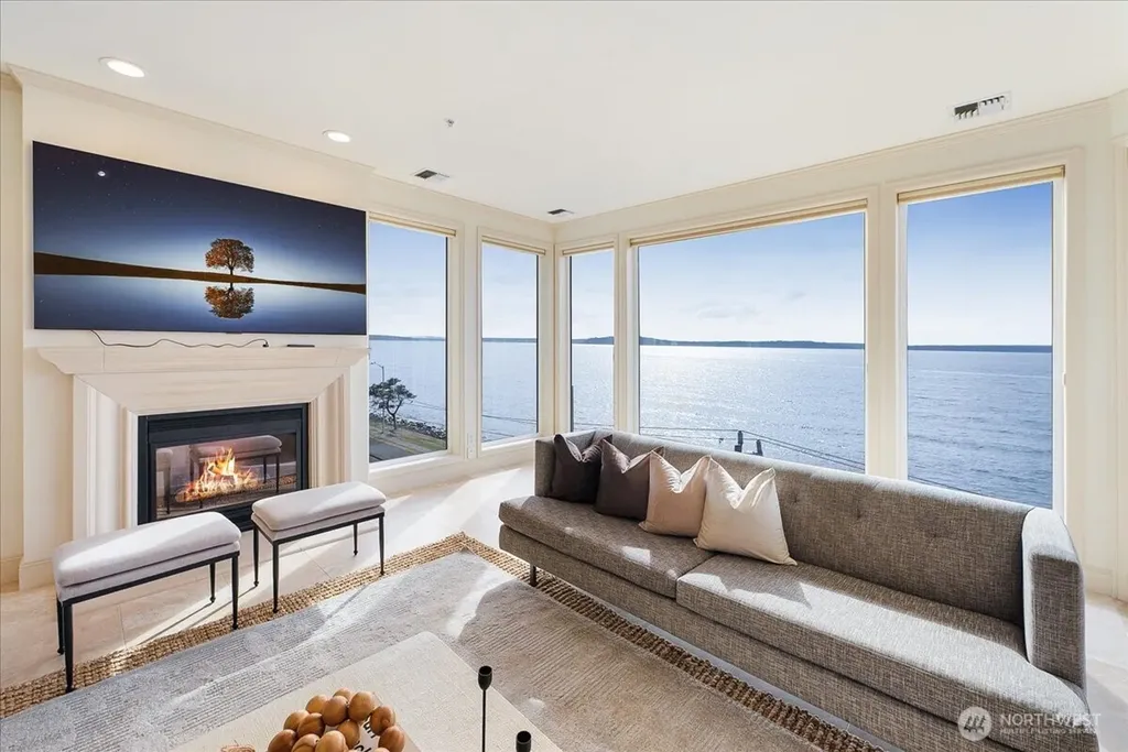 1338 Alki Avenue SW Seattle WA 98116