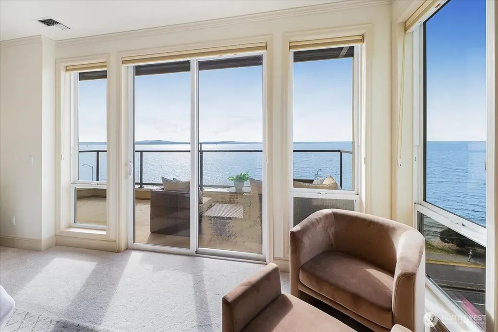 1338 Alki Avenue SW Seattle WA 98116
