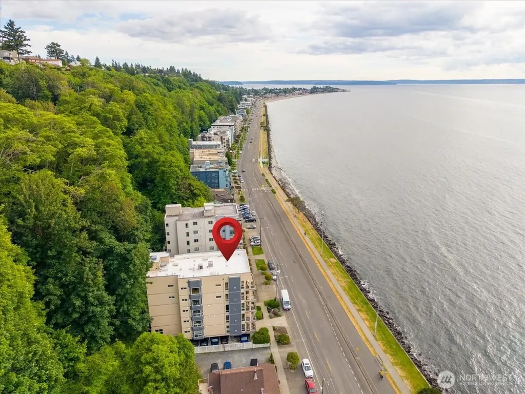 1338 Alki Avenue SW Seattle WA 98116