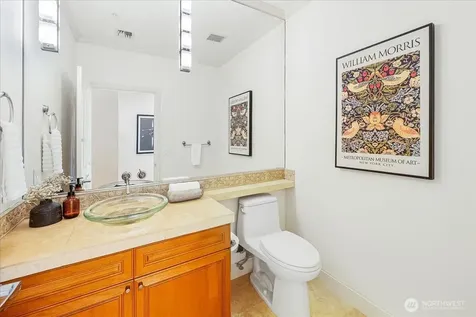 1338 Alki Avenue SW Seattle WA 98116