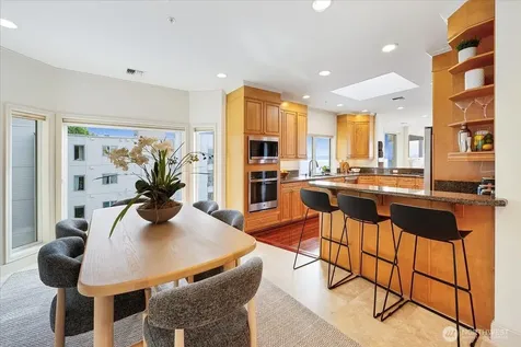 1338 Alki Avenue SW Seattle WA 98116