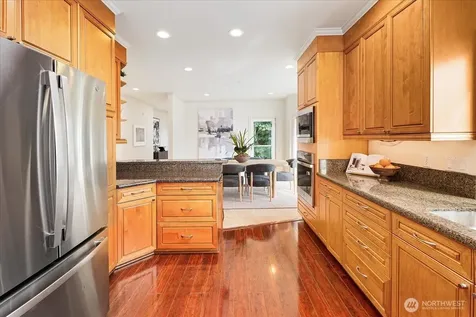 1338 Alki Avenue SW Seattle WA 98116
