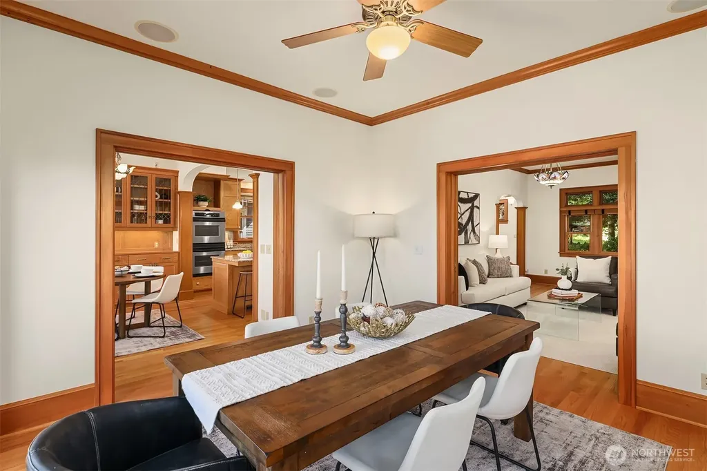 1411 10th Avenue W Seattle WA 98119