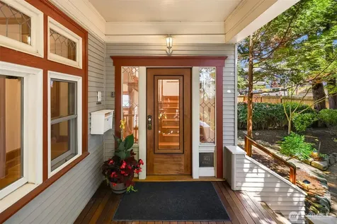 1411 10th Avenue W Seattle WA 98119