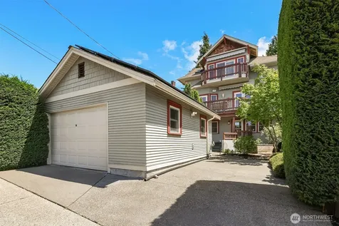1411 10th Avenue W Seattle WA 98119