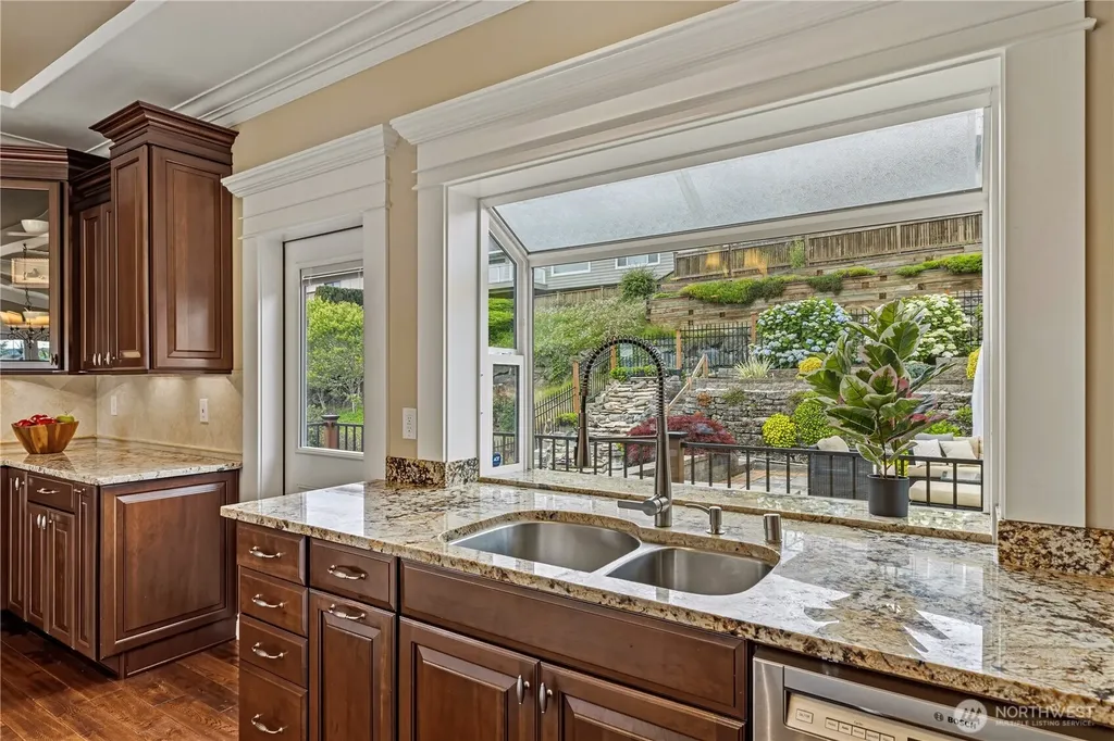 413 174th Place NE Bellevue WA 98008