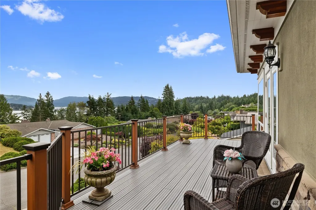 413 174th Place NE Bellevue WA 98008