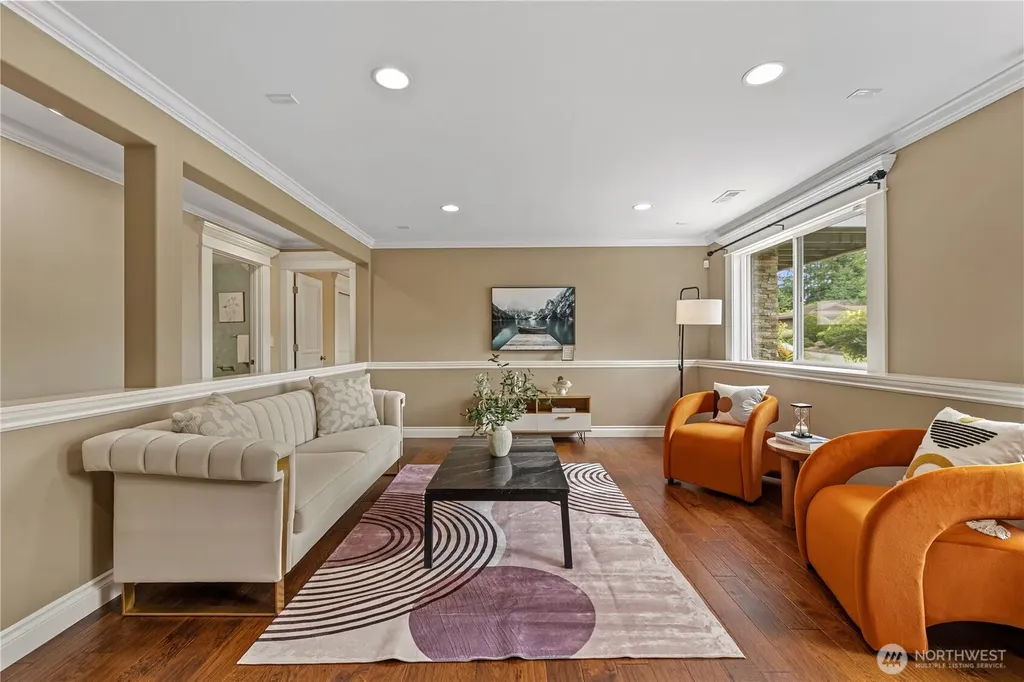 413 174th Place NE Bellevue WA 98008