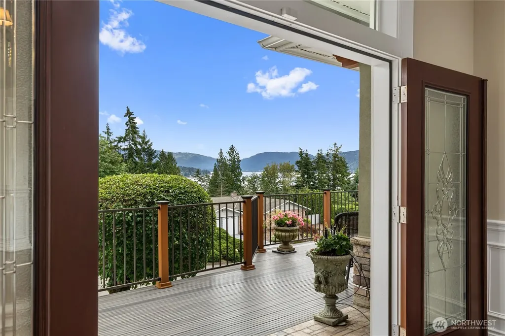 413 174th Place NE Bellevue WA 98008