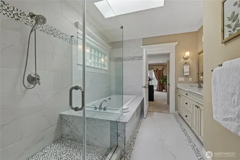 413 174th Place NE Bellevue WA 98008