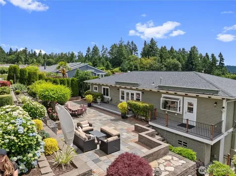 413 174th Place NE Bellevue WA 98008