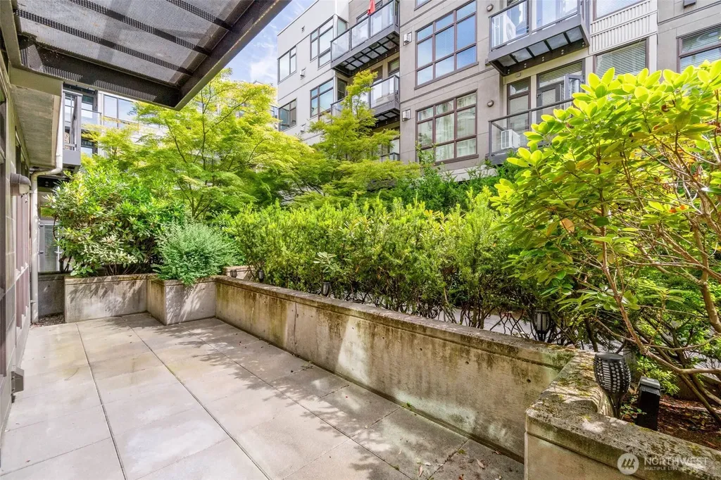1700 N Northlake Way Seattle WA 98103
