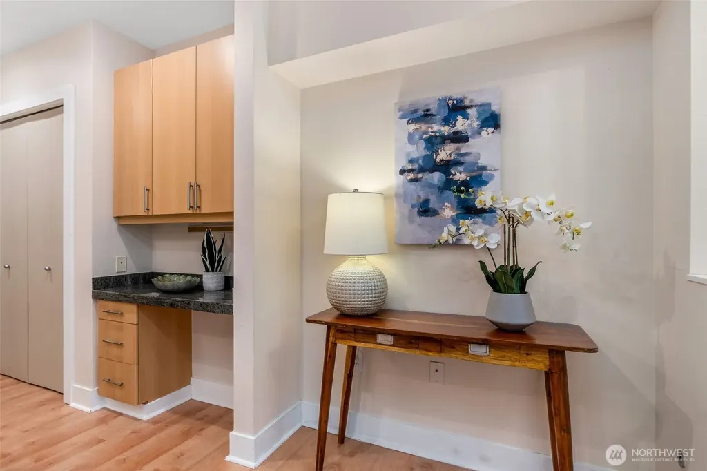 1700 N Northlake Way Seattle WA 98103