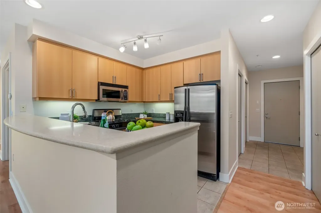 1700 N Northlake Way Seattle WA 98103