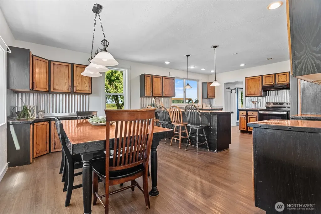 2654 Halverstick Road Lynden WA 98264