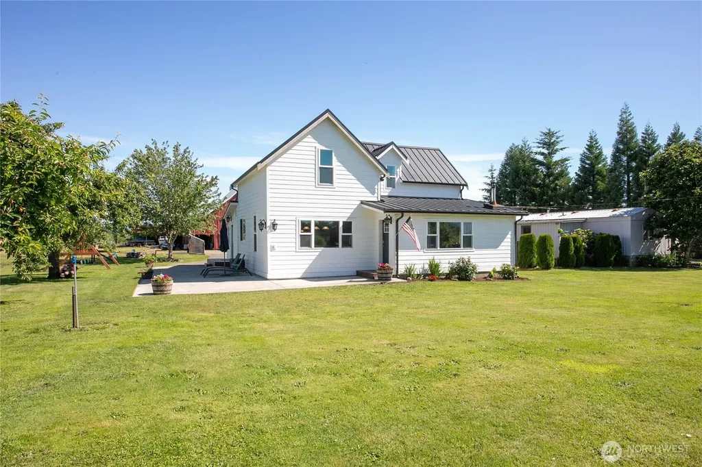 2654 Halverstick Road Lynden WA 98264