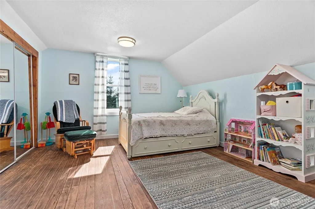 2654 Halverstick Road Lynden WA 98264