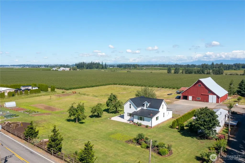 2654 Halverstick Road Lynden WA 98264
