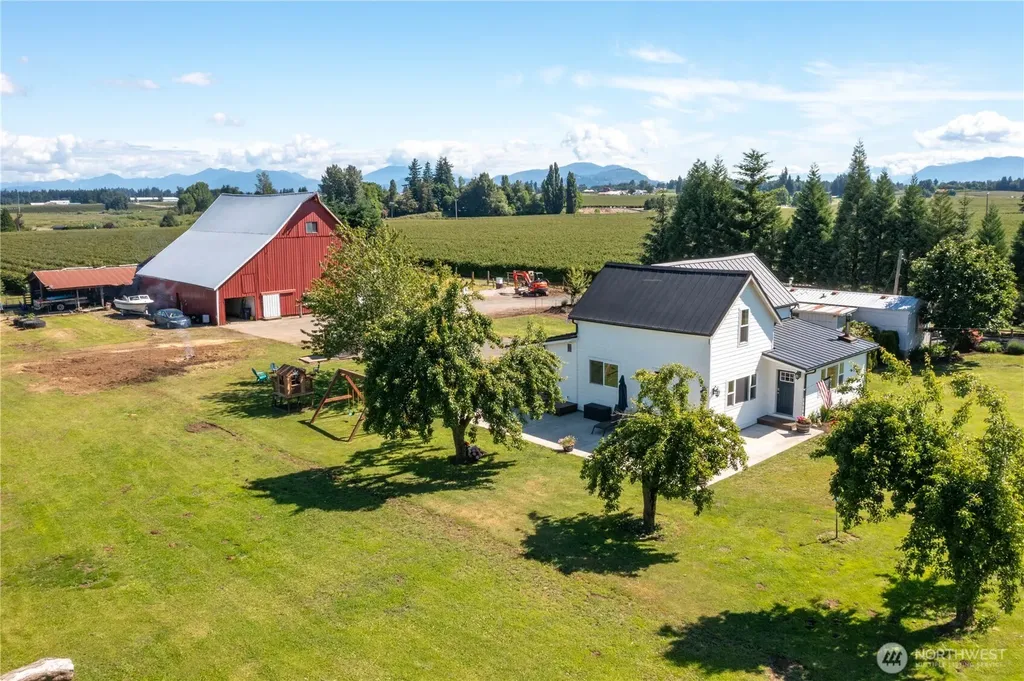2654 Halverstick Road Lynden WA 98264