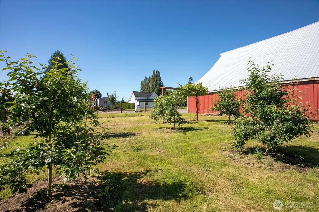 2654 Halverstick Road Lynden WA 98264