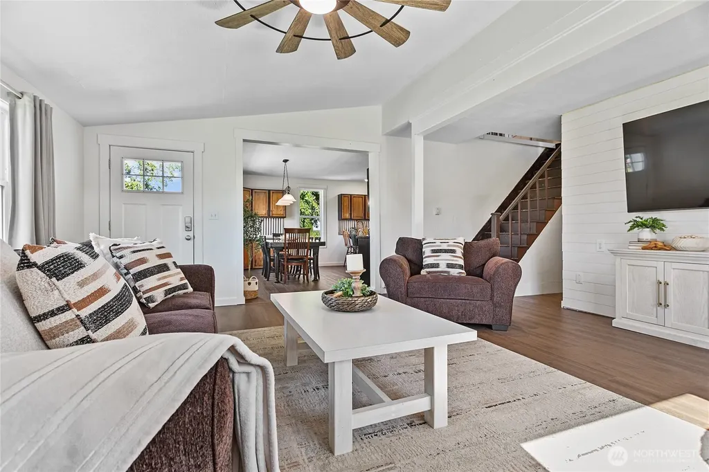 2654 Halverstick Road Lynden WA 98264