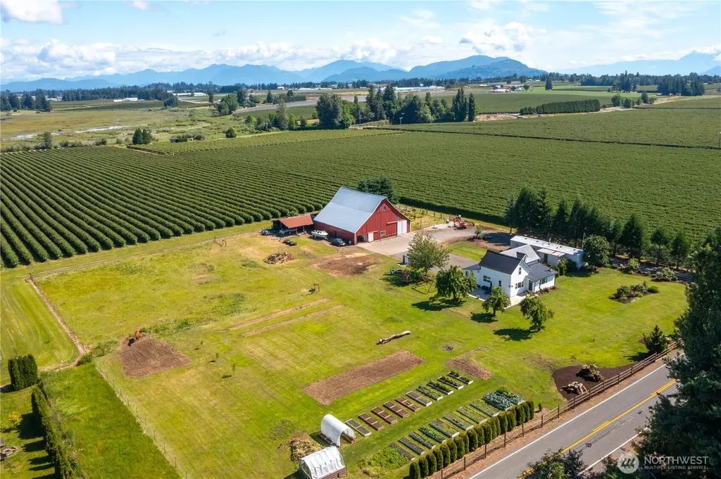 2654 Halverstick Road Lynden WA 98264