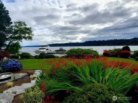 70 Cascade Key Bellevue WA 98006