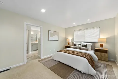 1706 NE 27th Place Renton WA 98056