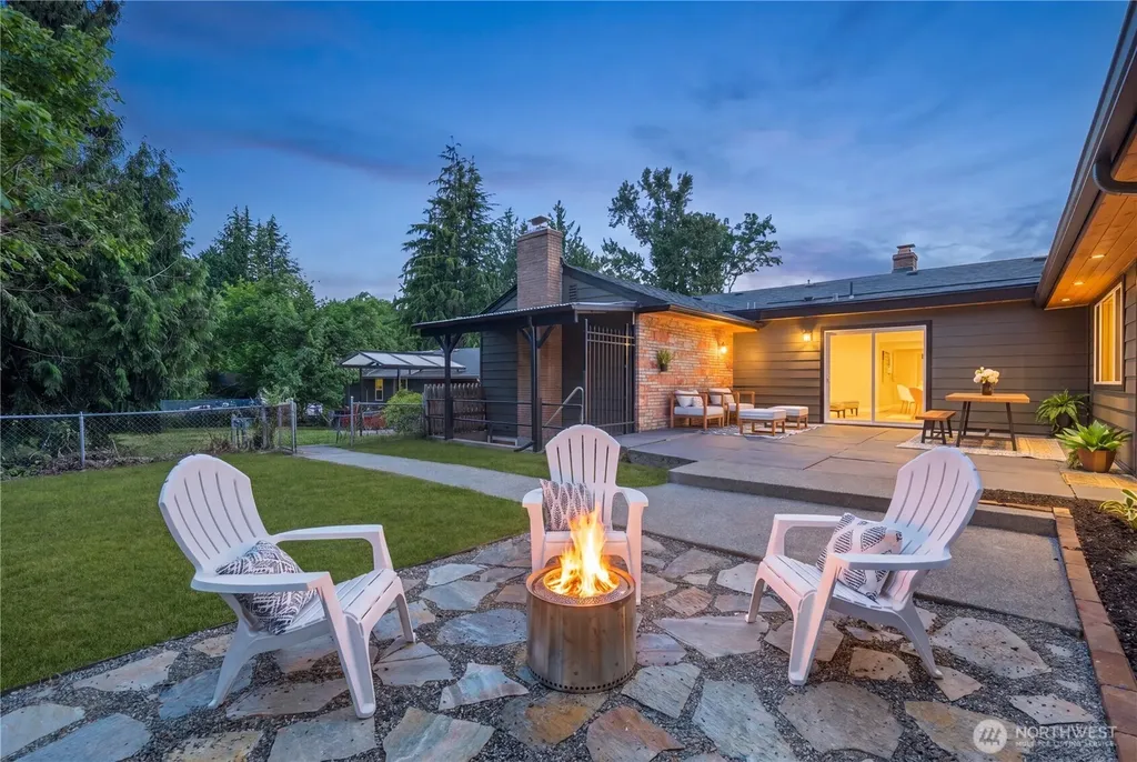 720 E Guiberson Street E Kent WA 98030