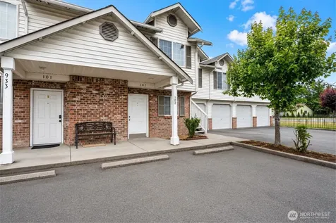 933 4th Avenue N Kent WA 98032