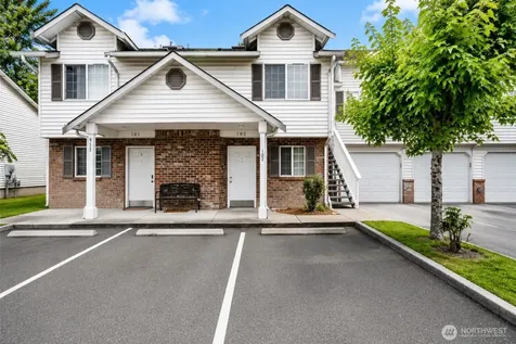 933 4th Avenue N Kent WA 98032