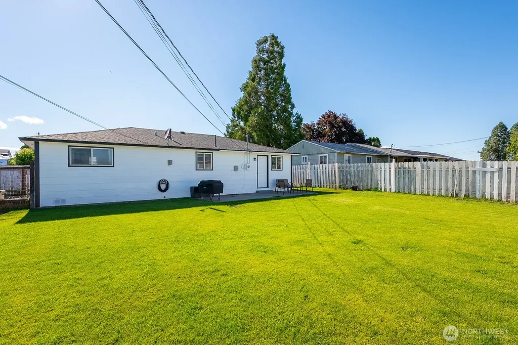 4325 Sun Drive NE Moses Lake WA 98837