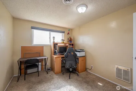 4325 Sun Drive NE Moses Lake WA 98837
