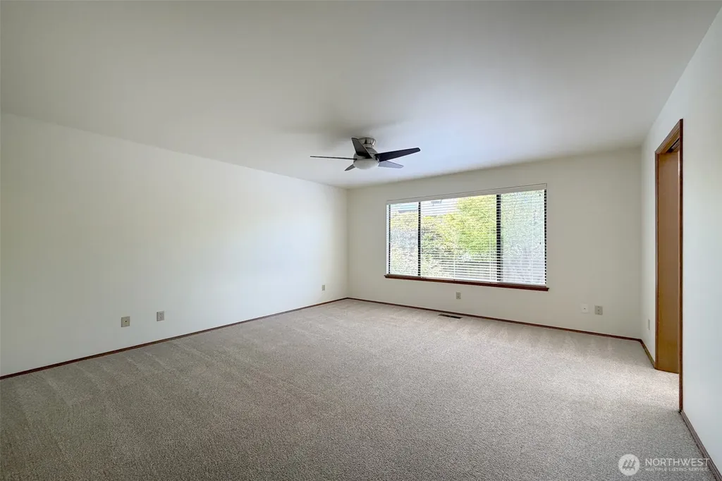 6335 114th Avenue SE Bellevue WA 98006