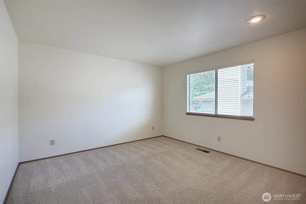 6335 114th Avenue SE Bellevue WA 98006