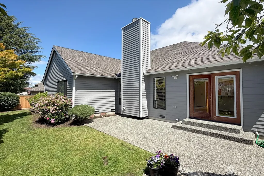 6335 114th Avenue SE Bellevue WA 98006