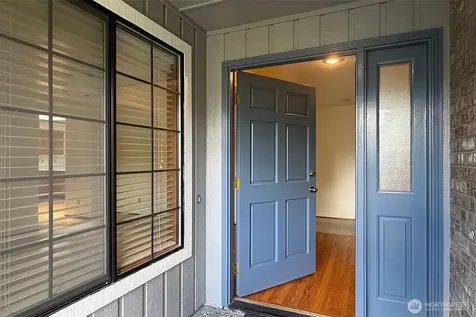 6335 114th Avenue SE Bellevue WA 98006