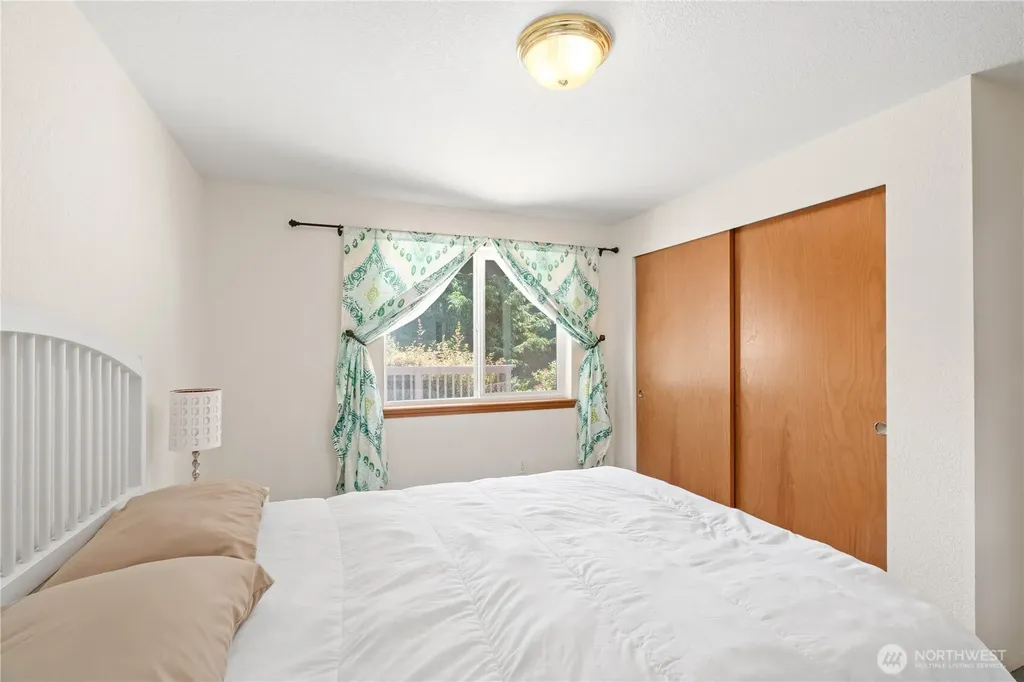 21 Mccullough Road Copalis Beach WA 98535